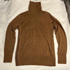 Gap merino wool turtleneck